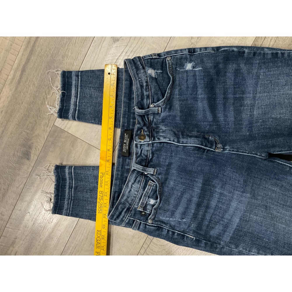 Judy Blue High Waist Skinny Jeans Distressed Released Hem Dark Wash Size 13/31 - Picture 3 of 8